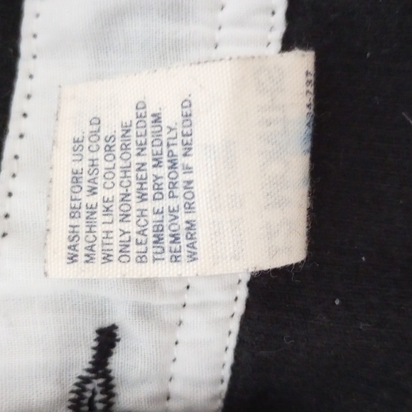 OSHKOSH GIRL'S BLACK CORDUROY OVERALL SIZE 12 Months - Picture 7 of 7